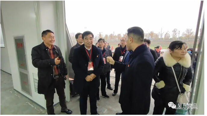 縣政協(xié)主席汪慶才、副主席王向陽、秘書長夏雁華率駐會常委和機關部分黨員，深入同大鎮(zhèn)和廬江臺創(chuàng)園開展災后重建調研